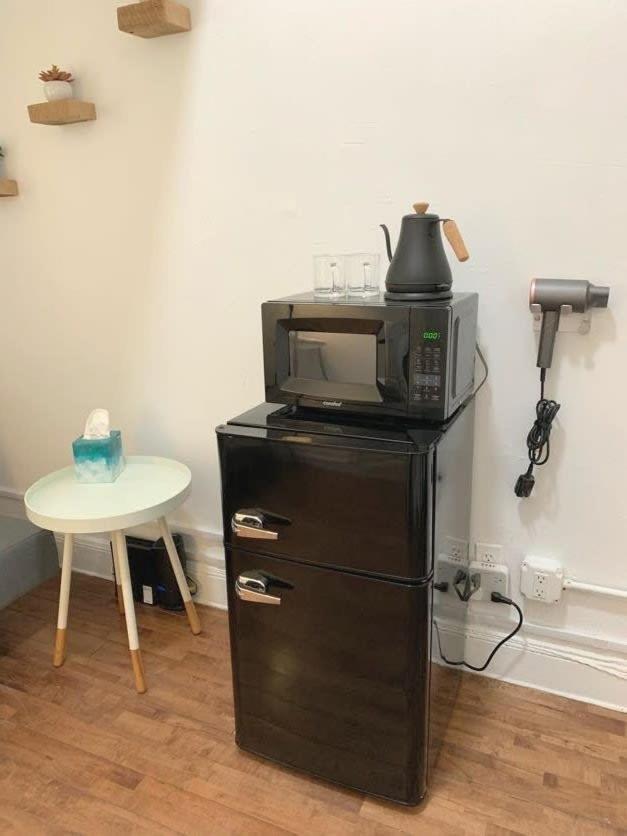 Gasthof Private With Shared Bath On Union Square 11 New York